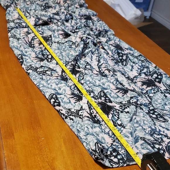 - BEBE Long green and pink dress ,size Small - Picture 14 of 17